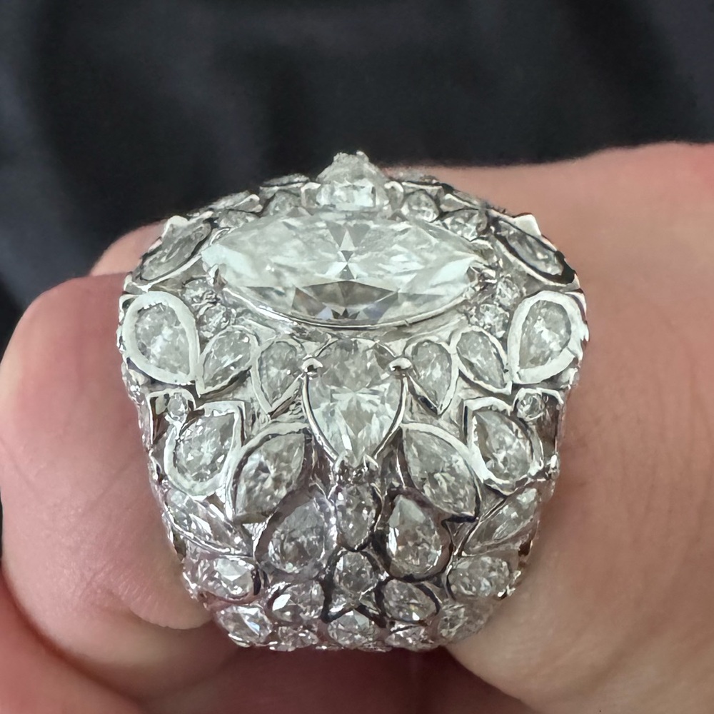 Large moissanite 925 silver ring size 10
